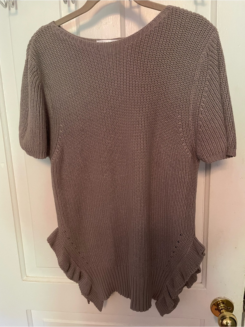 Kelley Derrett Short-Sleeve Ruffle Hem Knit Sweater - Taupe